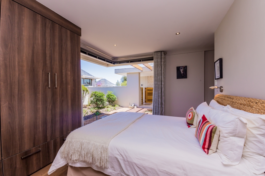 4 Bedroom Property for Sale in Pearl Valley at Val de Vie Western Cape